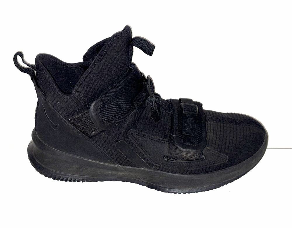 Nike Mens Size 10.5 Triple Black LeBron Soldier XIII 13 SFG Sneakers AR4225-005
